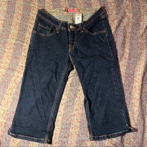 Junior Misses Levi Strauss Capri Jeans 9